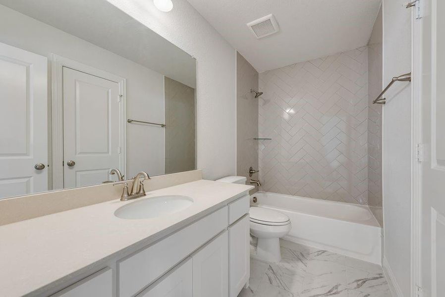 Furnished interior view inside a new home in Cedar Ridge Estates, Grand Prairie (Image 14). Furnished interior view inside a new home in Cedar Ridge Estates, Grand Prairie (Image 14).