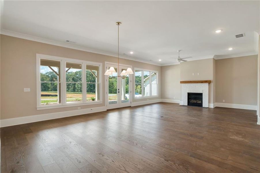 Spacious, unfurnished interior of a new home in , Statham (Image 37).