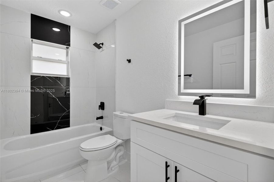 Furnished interior view inside a new home in , Lehigh Acres (Image 8). Furnished interior view inside a new home in , Lehigh Acres (Image 8).