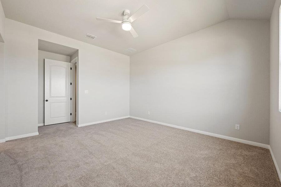 Spacious, unfurnished interior of a new home in Cannon Ranch, Dripping Springs (Image 38).
