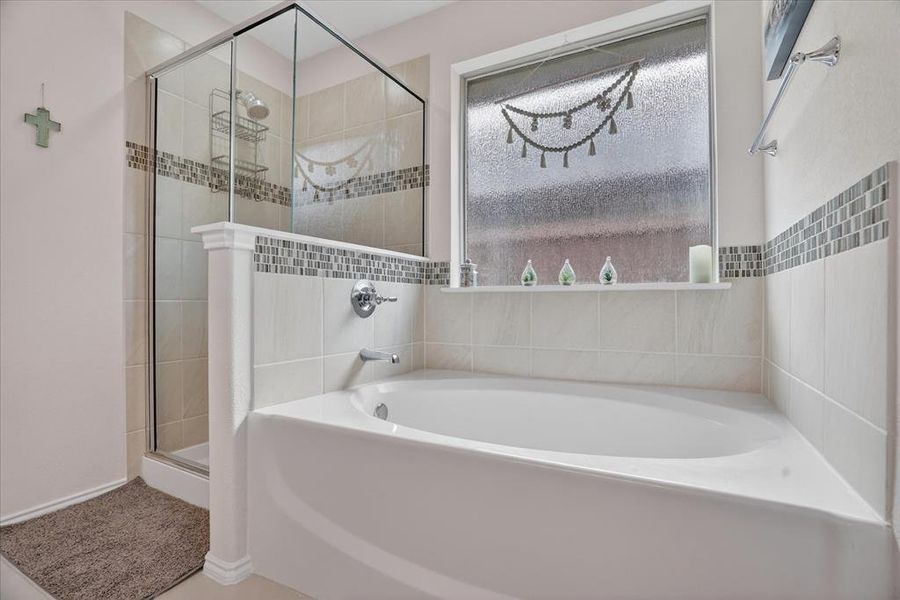 Furnished interior view inside a new home in Silo Mills, Joshua (Image 36).