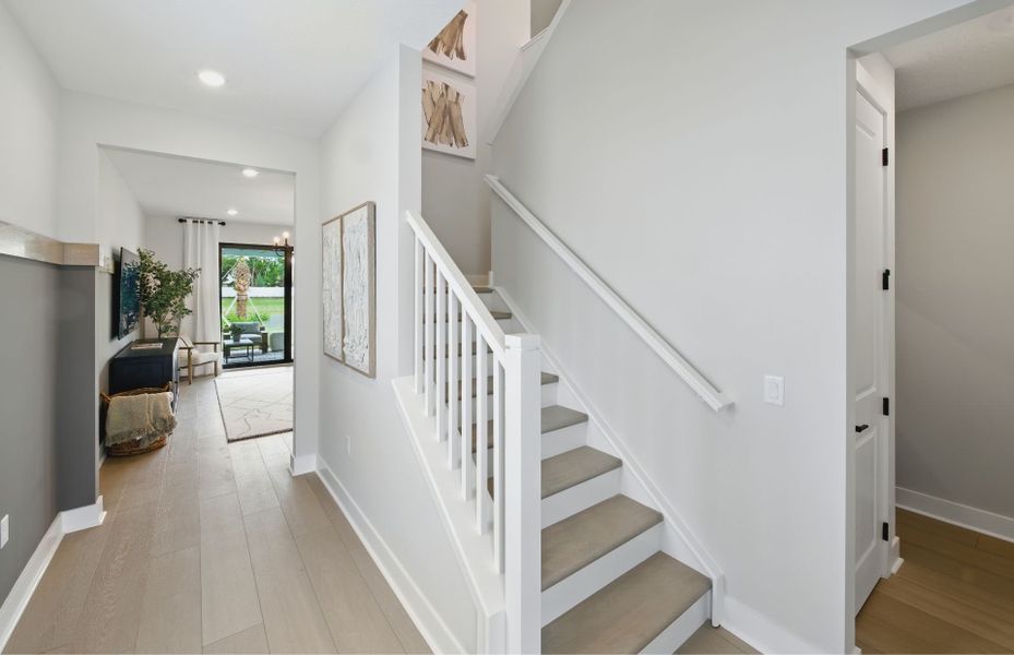 Spacious, unfurnished interior of a new home in Hendrix Reserve, Lake Worth (Image 18).