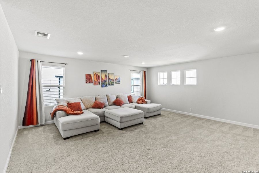 Furnished interior view inside a new home in , Schertz (Image 18). Furnished interior view inside a new home in , Schertz (Image 18).