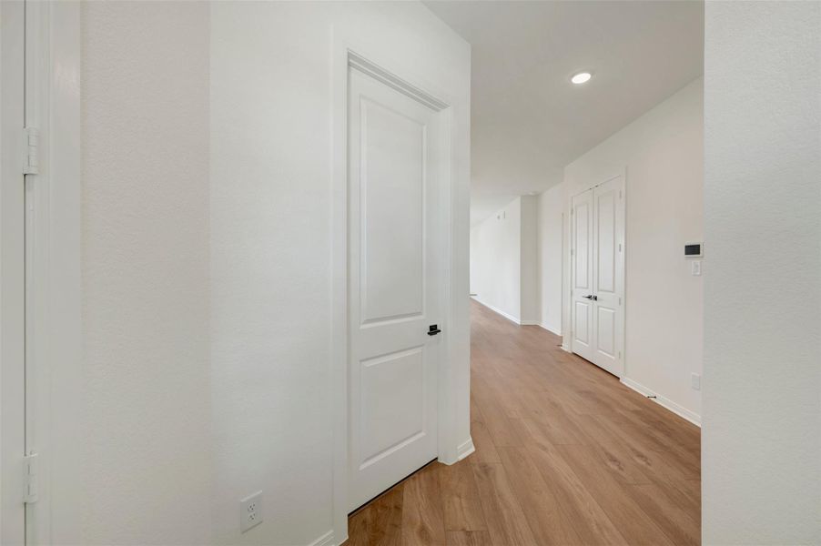 Spacious, unfurnished interior of a new home in The Grand Prairie - Meadow Collection, Hockley (Image 35).