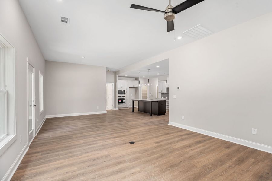Spacious, unfurnished interior of a new home in Flint Farms, Concord (Image 33).
