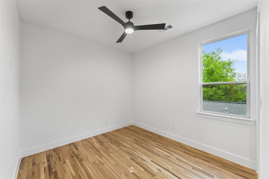 Spacious, unfurnished interior of a new home in , Dallas (Image 20).