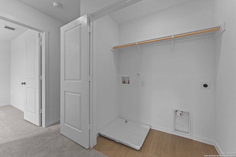 Spacious, unfurnished interior of a new home in Waterwheel: Cottage Collection, San Antonio (Image 21). Spacious, unfurnished interior of a new home in Waterwheel: Cottage Collection, San Antonio (Image 21).