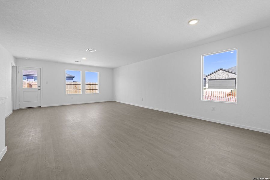 Spacious, unfurnished interior of a new home in Voss Farms: Watermill Collection, New Braunfels (Image 7).