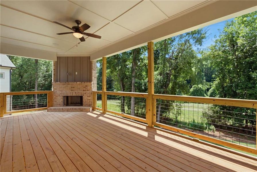 Exterior details and patio area of a home in , Jefferson (Image 37).