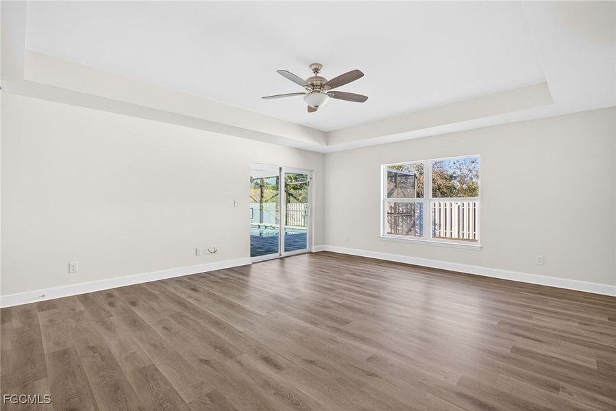 Spacious, unfurnished interior of a new home in Cape Coral, Cape Coral (Image 19).