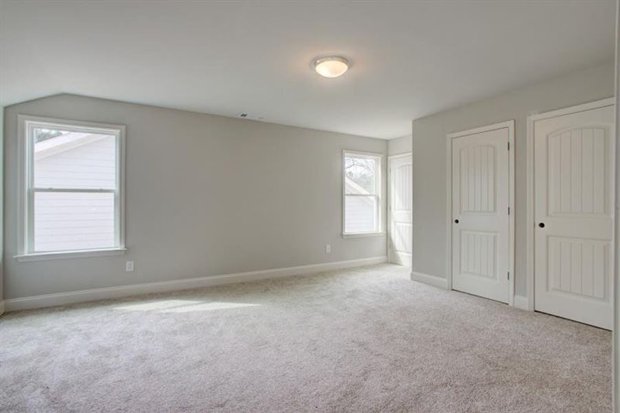 Spacious, unfurnished interior of a new home in Terraces at Paravel, Acworth (Image 18).