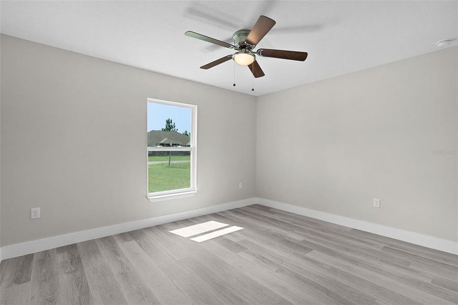 Spacious, unfurnished interior of a new home in , Ocklawaha (Image 30).
