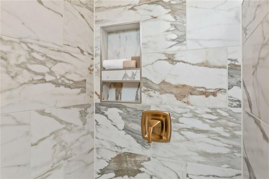 Image 40 of a home in The Courtyards at Post Road.