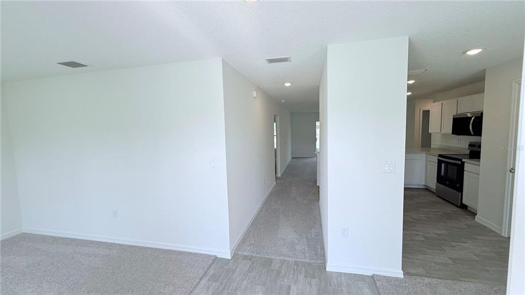 Spacious, unfurnished interior of a new home in Palm Coast, Palm Coast (Image 10).