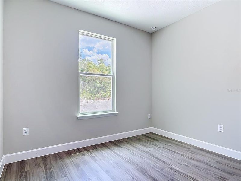 Spacious, unfurnished interior of a new home in , Eustis (Image 34).
