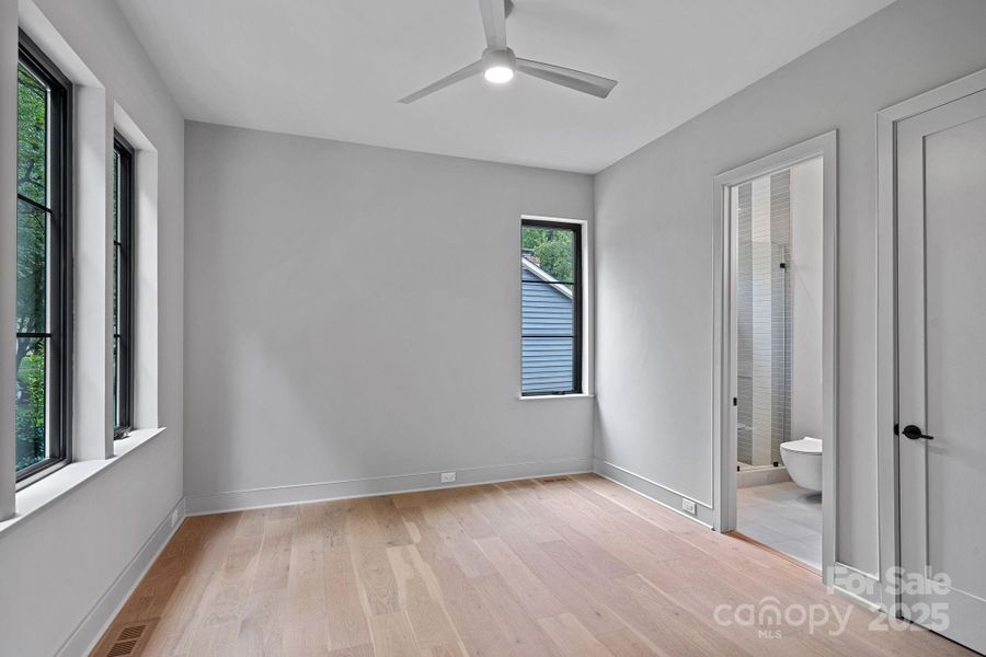 Spacious, unfurnished interior of a new home in , Charlotte (Image 20).