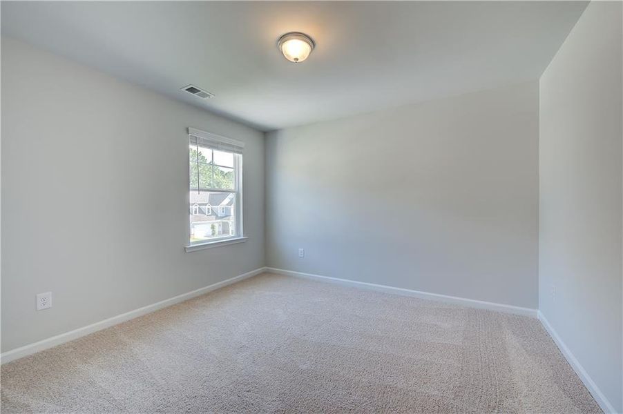 Spacious, unfurnished interior of a new home in Cooper Park, McDonough (Image 28).