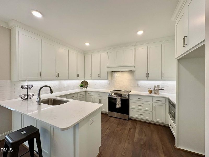 885c21ee-f532-4e6a-a8d8-353c0797c054