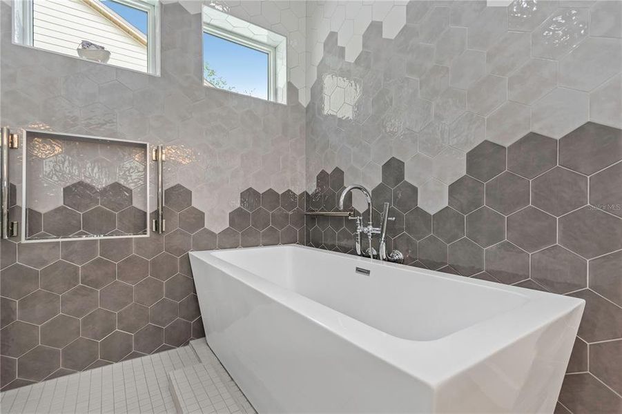 Image 69 of a home in .