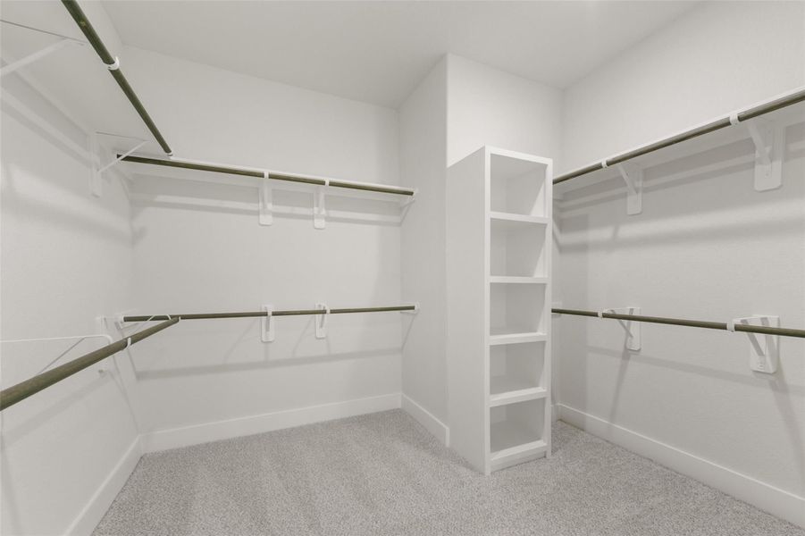 Image 37 of a home in Lago Mar.