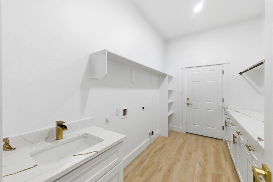 Furnished interior view inside a new home in , Bastrop (Image 5).