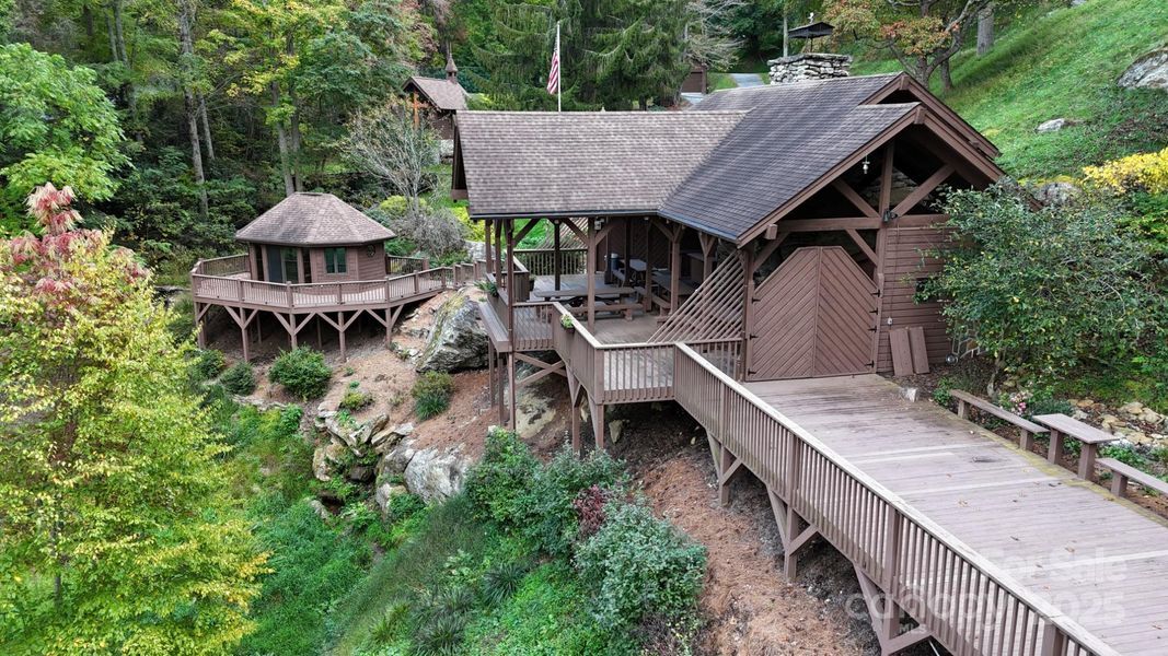 Image 32 of a home in .