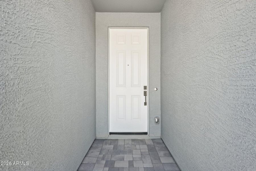 4-web-or-mls-W Brown St-S2703-004