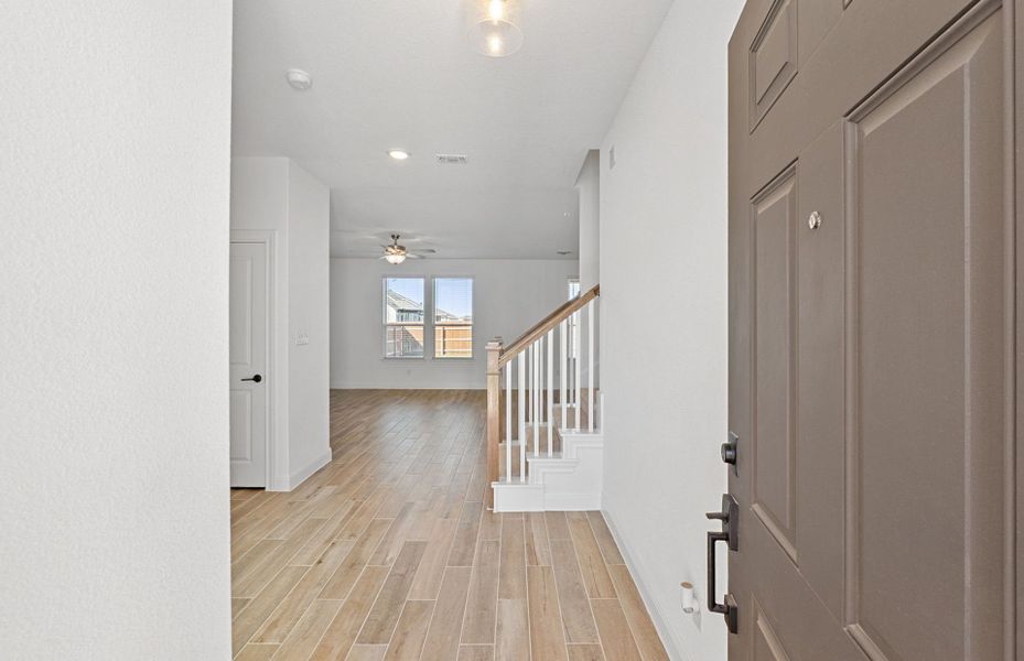 Spacious, unfurnished interior of a new home in Lagos, Manor (Image 33). Spacious, unfurnished interior of a new home in Lagos, Manor (Image 33).