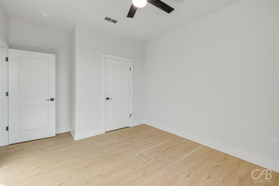Spacious, unfurnished interior of a new home in , Abilene (Image 20).