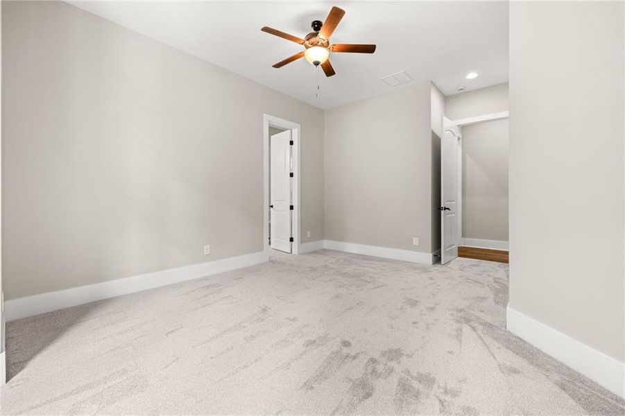 Spacious, unfurnished interior of a new home in , Nicholson (Image 50).