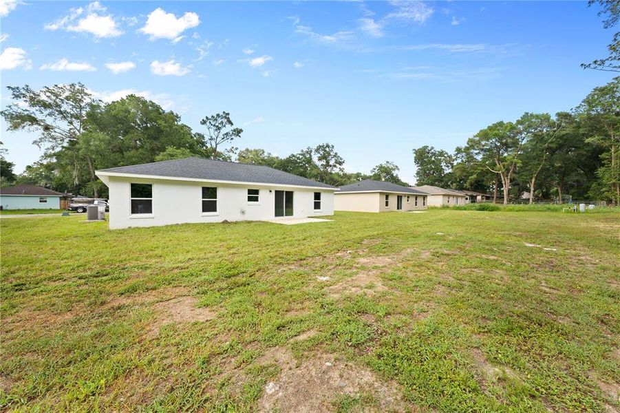 Exterior details and patio area of a home in , Ocala (Image 20).