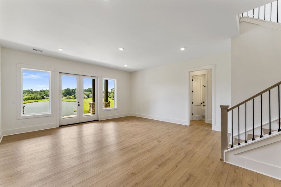Representative unfurnished interior of a home built from the Aberdeen by Hunter Quinn Homes in Greenwood County Homes, Ninety Six (Image 21).