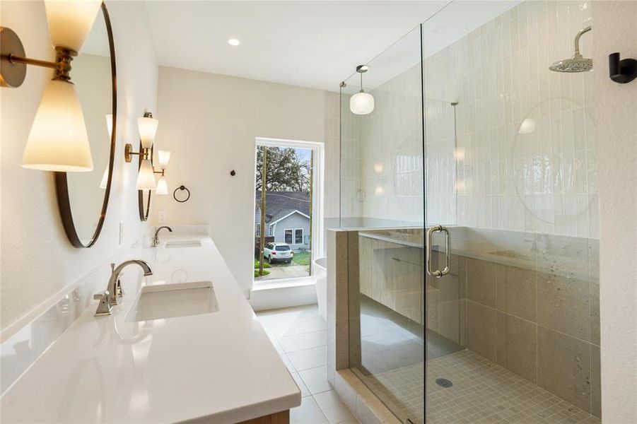 Furnished interior view inside a new home in , Dallas (Image 7).