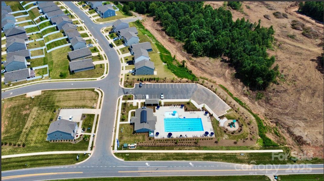 Image 24 of a home in Wallace Springs.