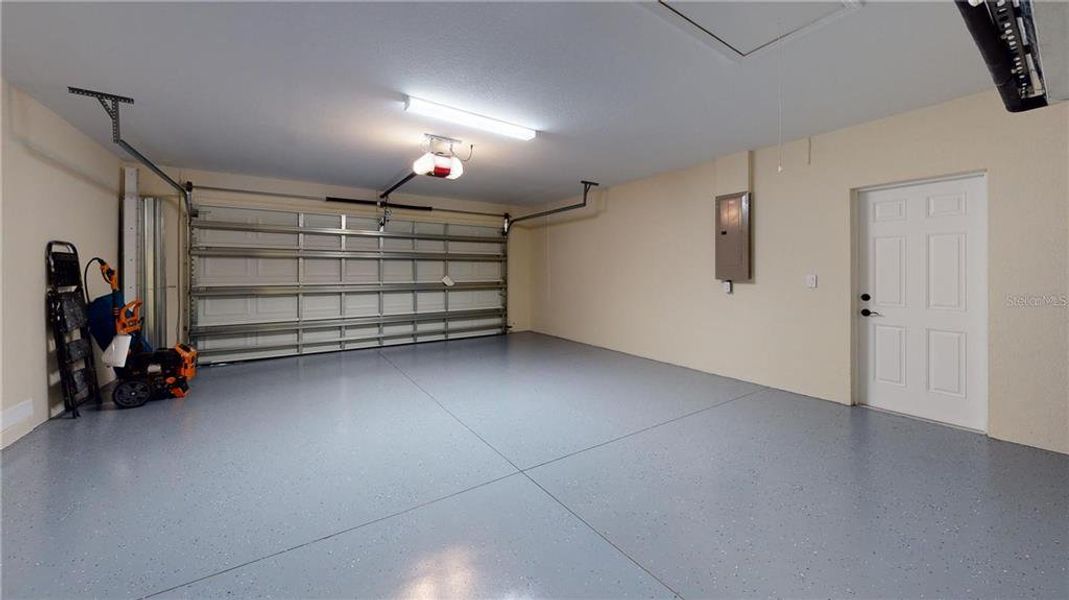 Spacious, unfurnished interior of a new home in , North Port (Image 47).