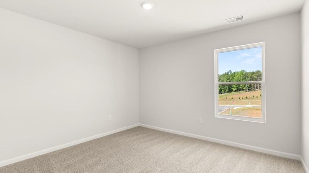Spacious, unfurnished interior of a new home in Village at Pine Valley, Gainesville (Image 26).