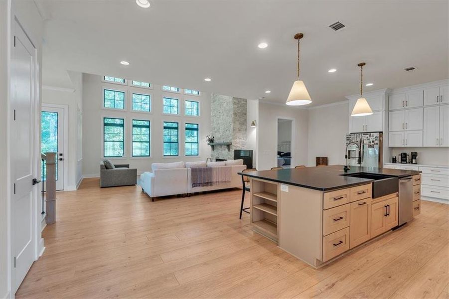 Furnished interior view inside a new home in , Dallas (Image 10).