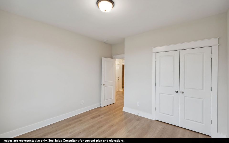 Spacious, unfurnished interior of a new home in The Retreat at Norman Farm, Hendersonville (Image 10).