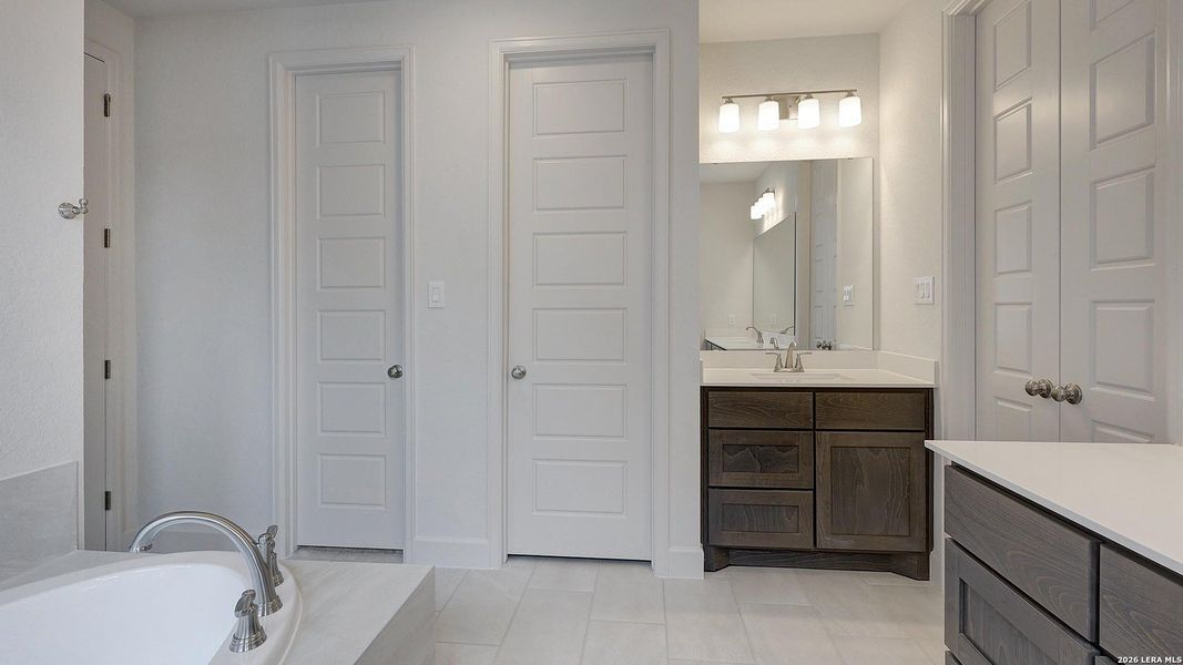Furnished interior view inside a new home in Arcadia Ridge, San Antonio (Image 14).
