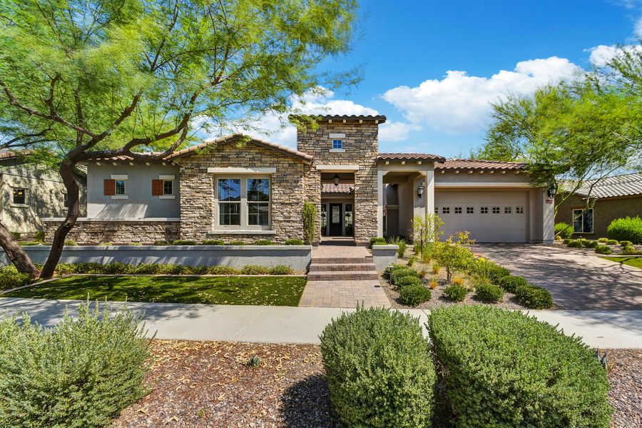 Representative exterior details of a home built from the The Serendipity by David Weekley Homes in Victory at Verrado, Buckeye (Image 2).