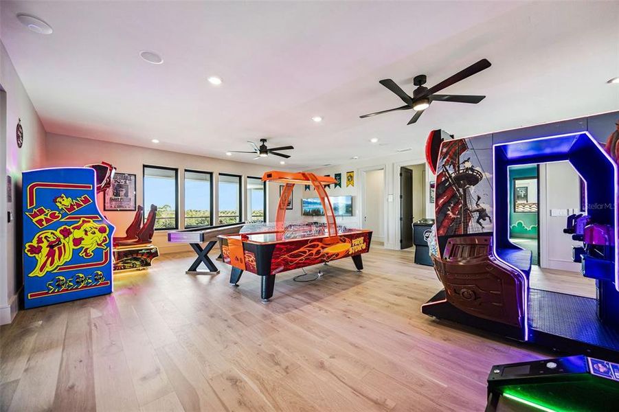 Community amenities in , Reunion (Image 45). Community amenities in , Reunion (Image 45).