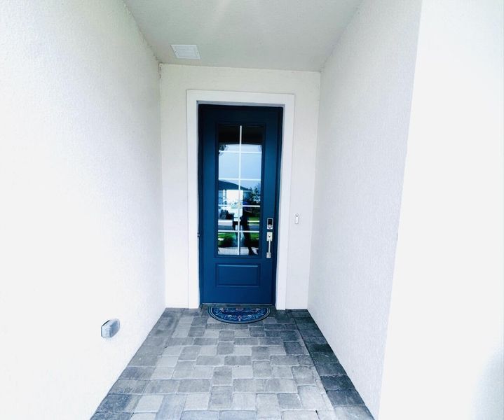 ENTRANCE FOYER