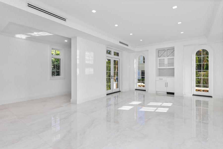 2D floor plan layout of this home in , Palm Beach, FL (Image 20).