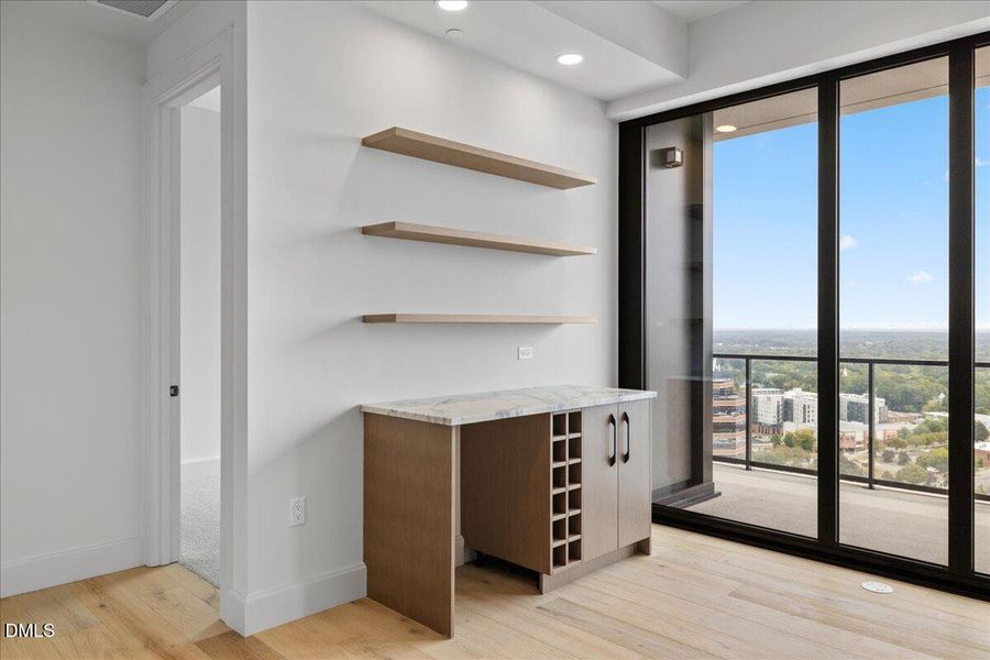 17-115 Morris St #2401