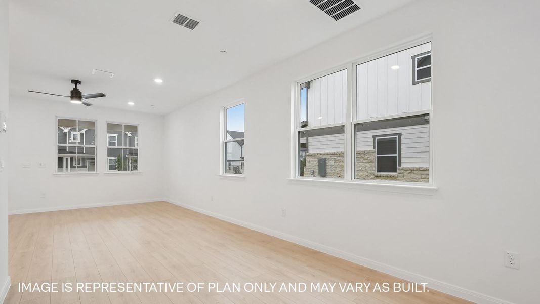 Spacious, unfurnished interior of a new home in Avery Centre, Round Rock (Image 25).