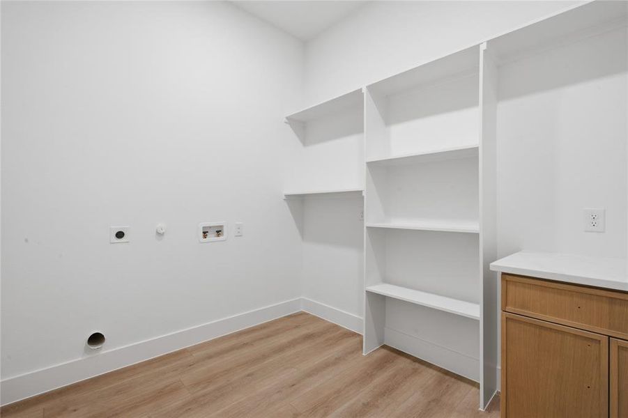 Spacious, unfurnished interior of a new home in , Dallas (Image 29). Spacious, unfurnished interior of a new home in , Dallas (Image 29).