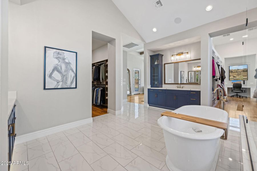 27-web-or-mls-13302-e-ranch-gate-rd