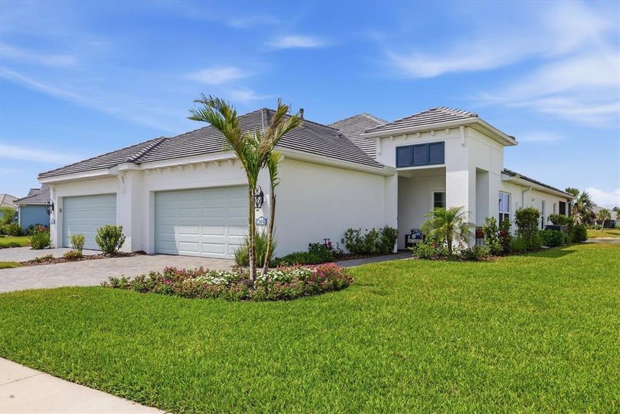 Front exterior of a new home in , Venice, FL, highlighting curb appeal (Image 2). Front exterior of a new home in , Venice, FL, highlighting curb appeal (Image 2).