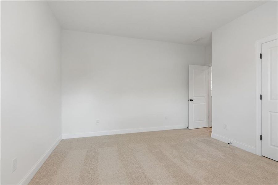 Spacious, unfurnished interior of a new home in Palisades Single Family, Cumming (Image 20). Spacious, unfurnished interior of a new home in Palisades Single Family, Cumming (Image 20).