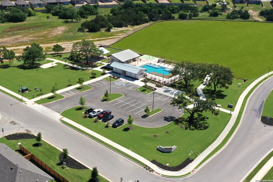 Community amenities in , New Braunfels (Image 12).